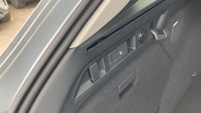 Skoda Superb 2.0 TDI SE Technology 5dr DSG Diesel Estate